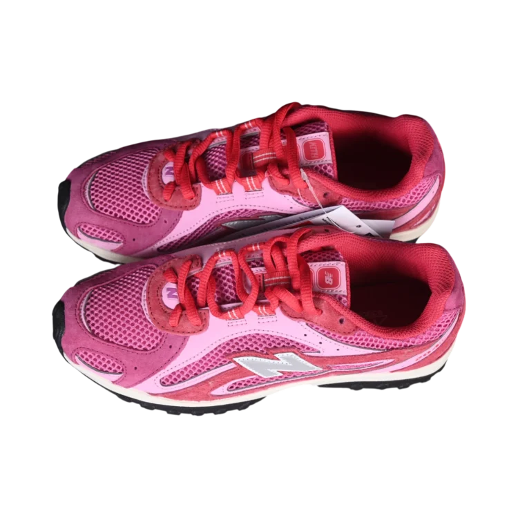 New balance 204 sneakers