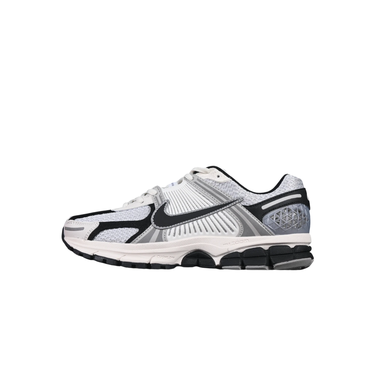 Nike zoom vomero 5 walking shoes