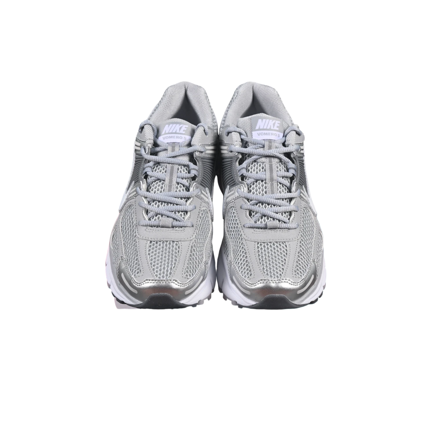 Nike zoom vomero 5 walking shoes