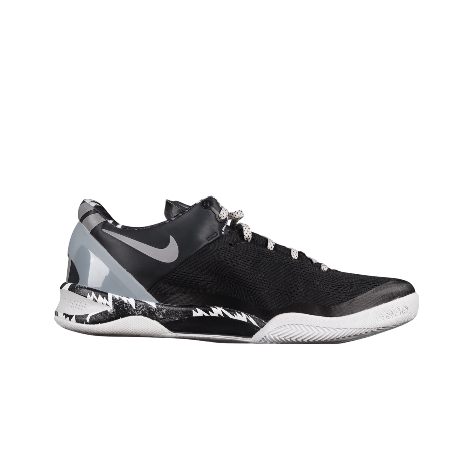 Nike 8 kobe sneakers