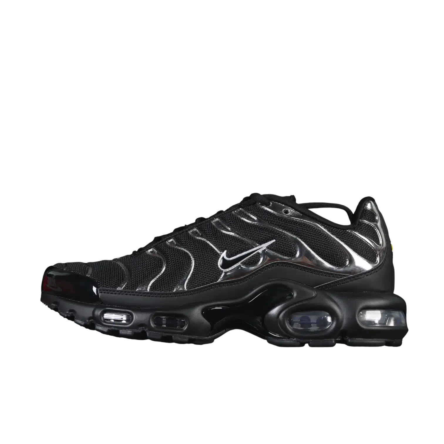 Nike air max plus walking shoes