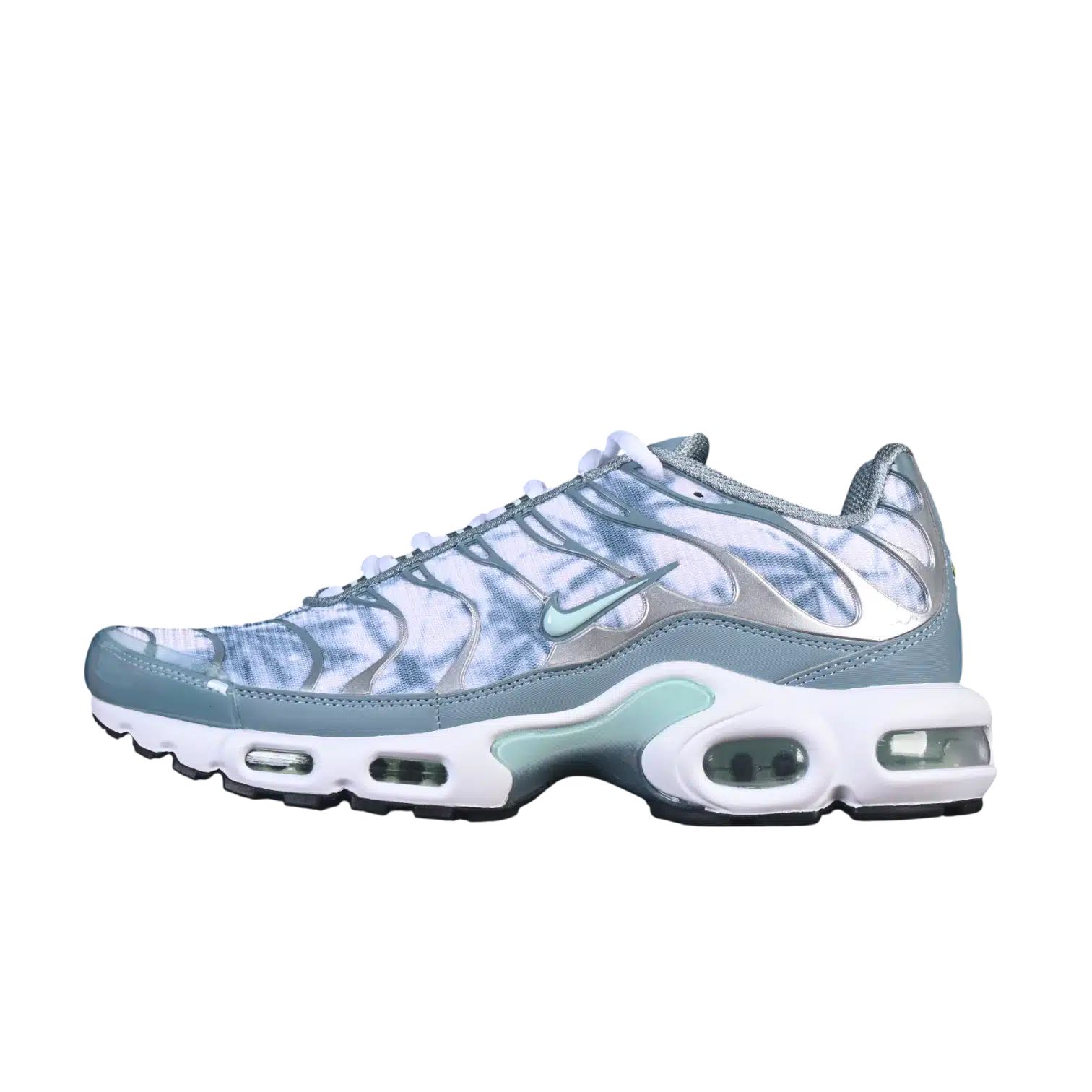 Nike air max plus walking shoes